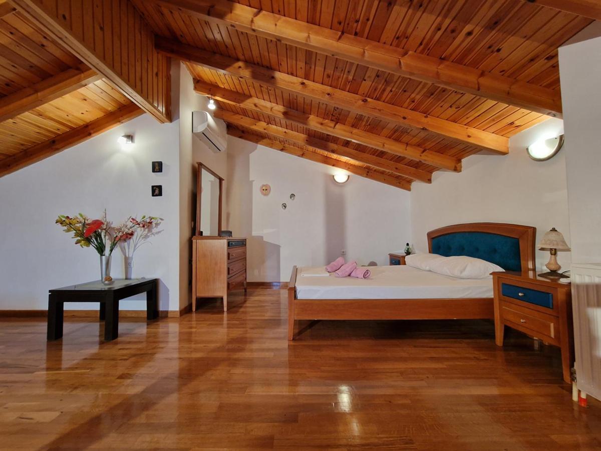 Villa Liana : Luxury Villa With Fantastic Sea View, Near Airport Pórto Ráfti Kültér fotó
