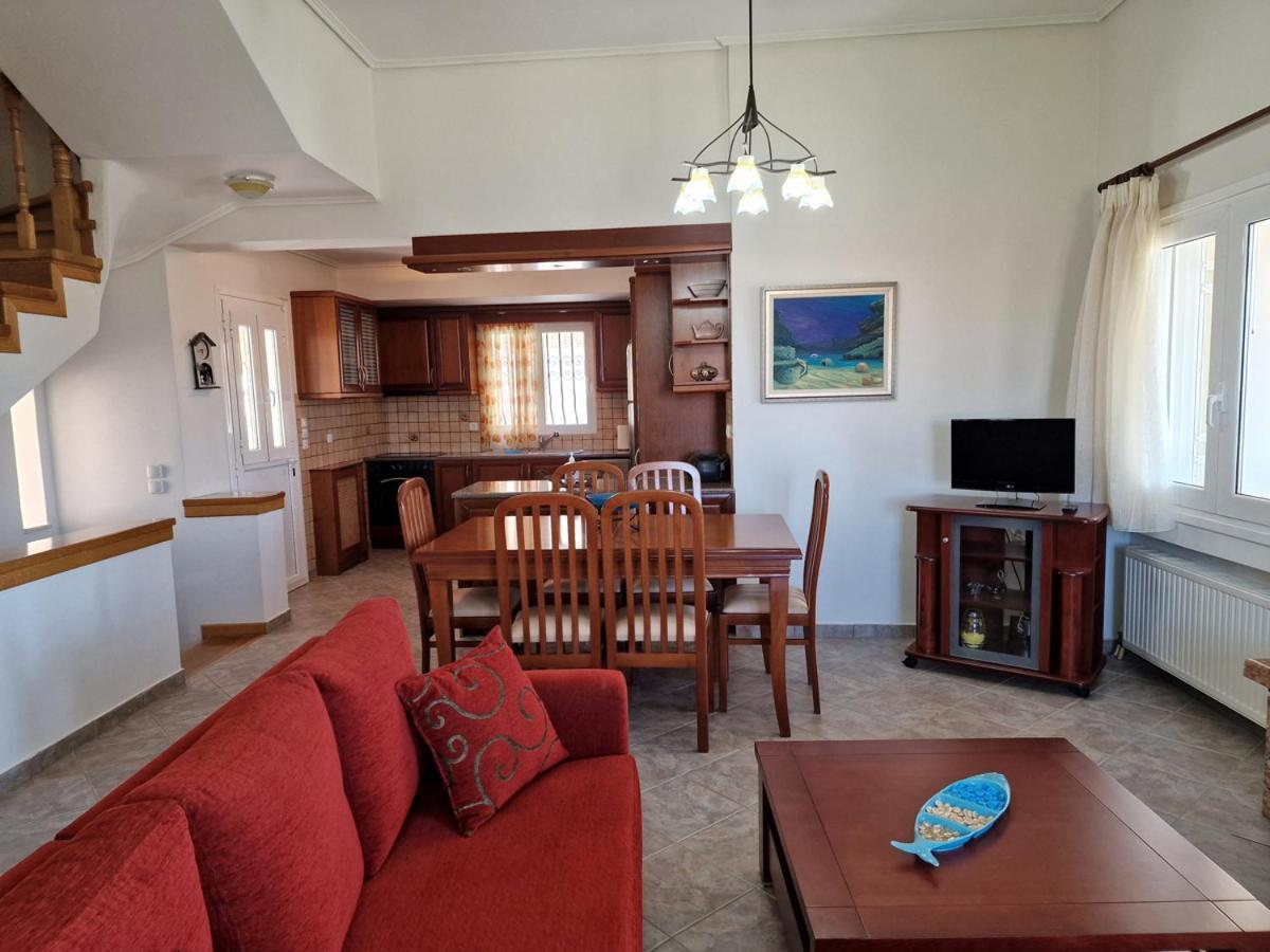 Villa Liana : Luxury Villa With Fantastic Sea View, Near Airport Pórto Ráfti Kültér fotó