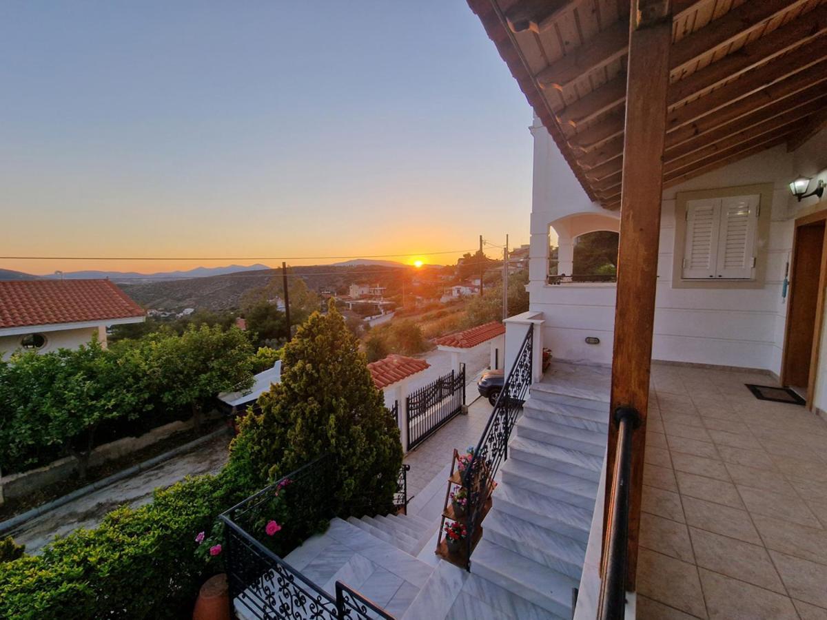 Villa Liana : Luxury Villa With Fantastic Sea View, Near Airport Pórto Ráfti Kültér fotó