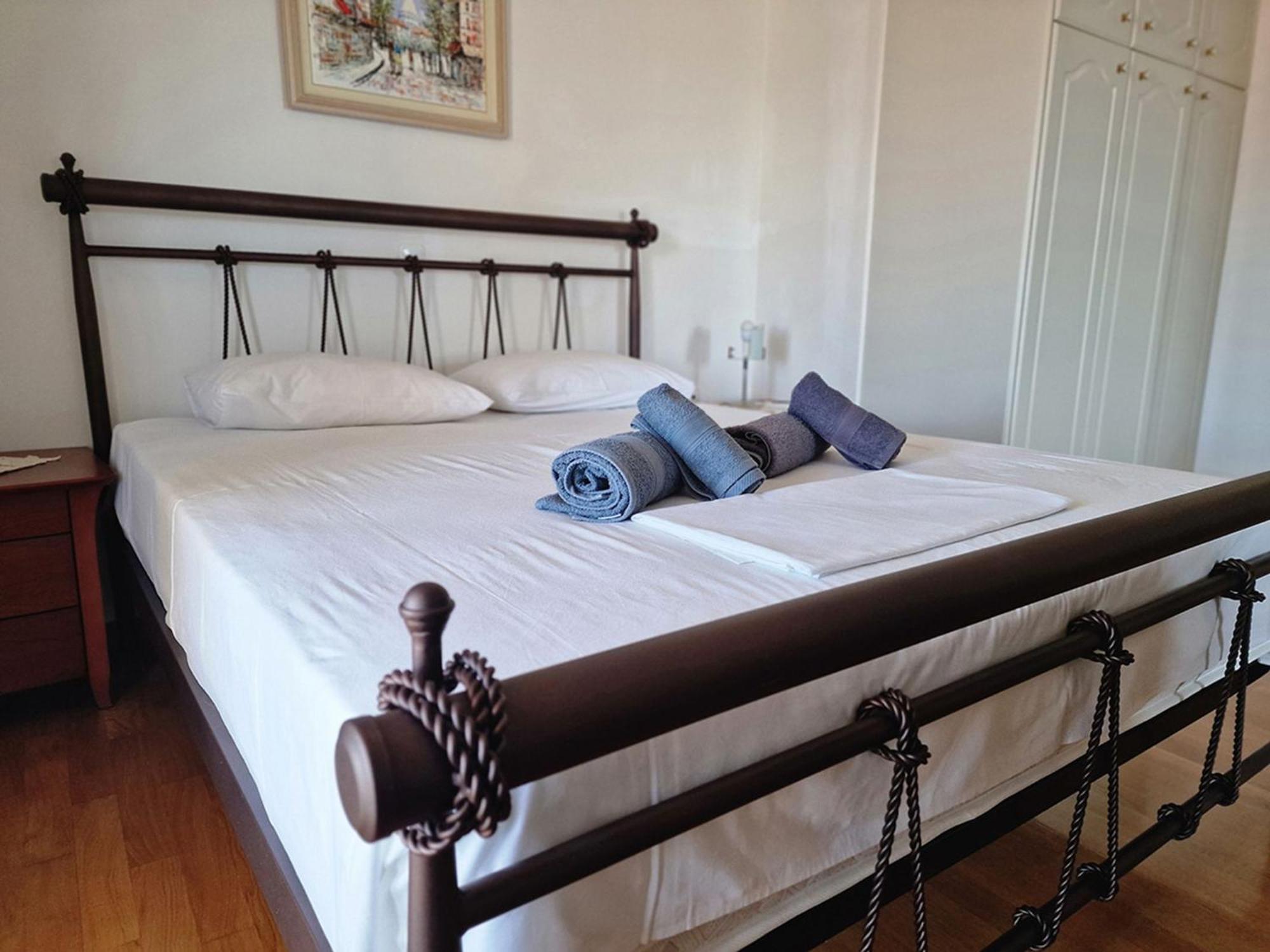 Villa Liana : Luxury Villa With Fantastic Sea View, Near Airport Pórto Ráfti Kültér fotó